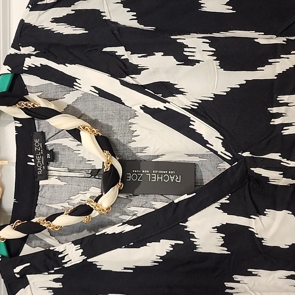 NEW Rachel Zoe black/white abstract print ruffle sleeve top 2x - Picture 3 of 5